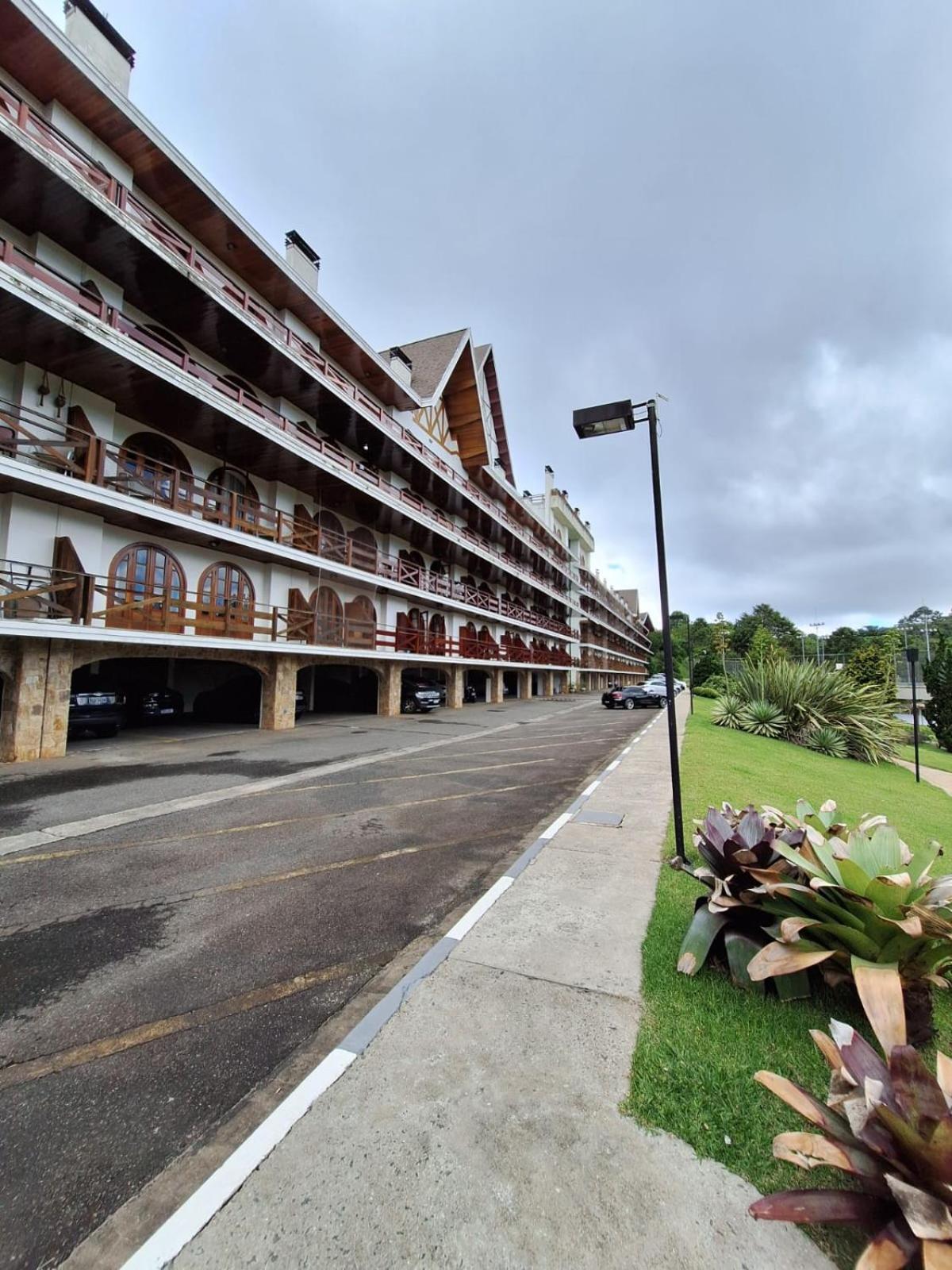 Campos do JordãoFlat Duplex Completo E Aconcheganteアパートメント エクステリア 写真